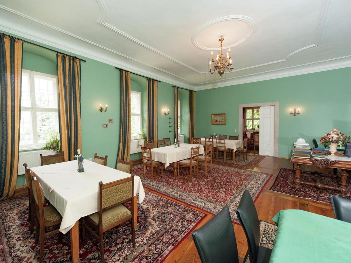 Vintage Apartment In Arzberg Triestewitz Exterior photo