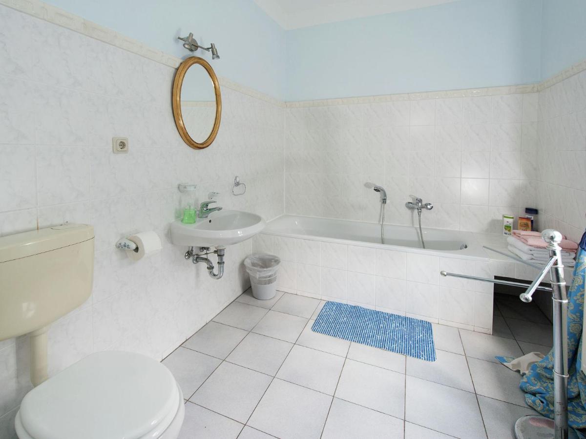 Vintage Apartment In Arzberg Triestewitz Exterior photo